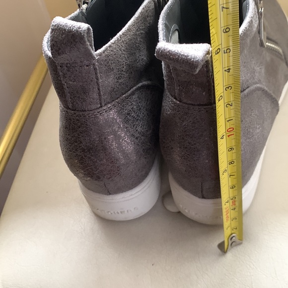 SKETCHERS Memory Foam Hidden Wedge Gray Ankle Booties Size 8.5 - Picture 8 of 14